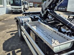 Fuso Fuso Canter 7C18 City Abrollkipper AHK Hooklift