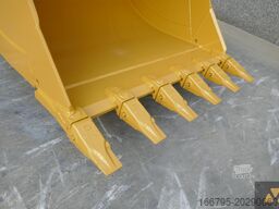 Caterpillar 330FL