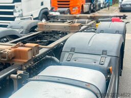 MAN TGX 26.470 6x2 BDF XLX Intarder ACC LGS NAVI
