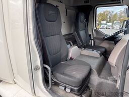 DAF LF 320 Sleeper Cab Pritsche & Plane mit LBW E6