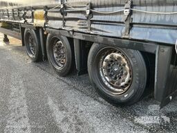 Schmitz Cargobull Curtainsider Mega