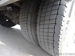 MERCEDES-BENZ 816 D Vario Kiesling/Kühlkoffer