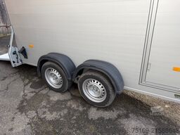 Cheval Liberte Debon Roadster 500 XL Alu + Türe 2600 kg, 100 km/h, 370x167x200cm