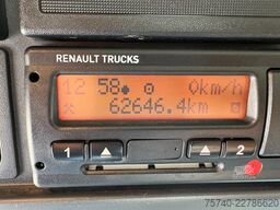 Renault D 12.240 + HYDRAULIC RAMPS + LIER 5400 KG + EUR...