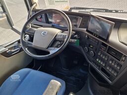 Volvo FH 13.500 Globetrotter XL 6x2 - PTO/Hydraulic -...