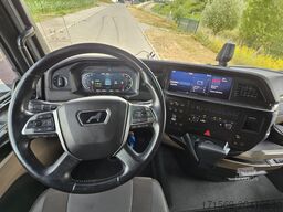 MAN TGX 18.510 + Rolfo Auriga Deluxe 121 