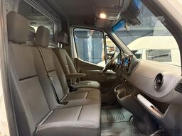 MERCEDES-BENZ Sprinter 317 Kasten L2-H2 Autom AC RCAM AHK 3,5T