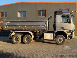 MERCEDES-BENZ AROCS 3345 6x6 Euro 6 Kipper mit Bordmatik