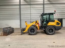 Kubota R 090