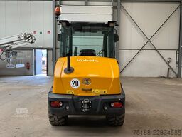 Kubota R 090