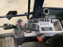 Kubota R 090