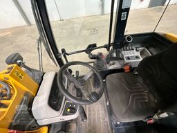 Kubota R 090
