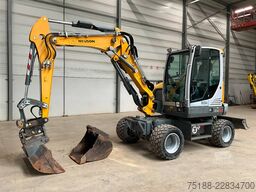 Neuson EW 65 powertilt