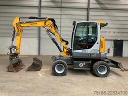 Neuson EW 65 powertilt