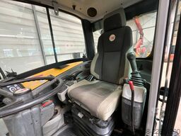 Neuson EW 65 powertilt