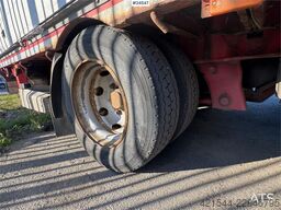 McCauley MAC DF3 Flatbed trailer