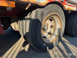 McCauley MAC DF3 Flatbed trailer