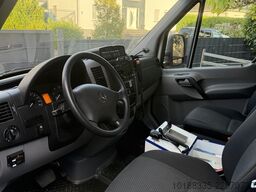 Mercedes-Benz Sprinter 519