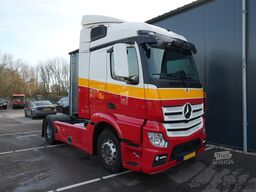 Mercedes-Benz Actros 1942 tractor unit