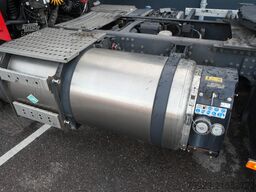 Volvo FH 420 LNG Globetrotter tractor unit