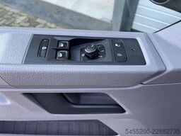 VW Transporter 2.0 TDI 90pk L1H1 DC Airco Trekhaak...