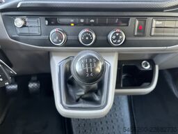 VW Transporter 2.0 TDI 90pk L1H1 DC Airco Trekhaak...
