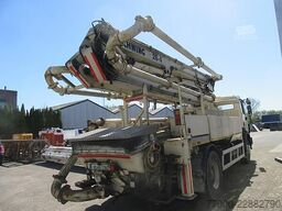 Mercedes-Benz 1827  4x2