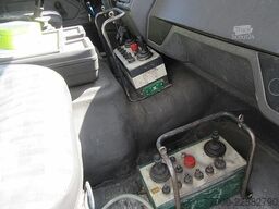 Mercedes-Benz 1827  4x2