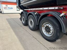 SCHMITZ CARGOBULL SCB*S3D * STAHL & STAHL * 39 KUBIK * LIFTACHSE *