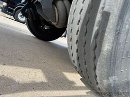 SCHMITZ CARGOBULL SCB*S3D * STAHL & STAHL * 39 KUBIK * LIFTACHSE *