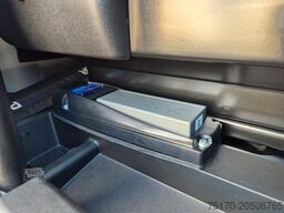 IVECO AD200X46/P HR OFF Palfinger PK 12.501 Funk AHK