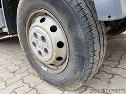 PEUGEOT Boxer Doka Pritsche / 1. Hand / Klima