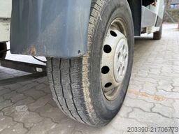 PEUGEOT Boxer Doka Pritsche / 1. Hand / Klima