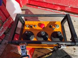 WAF ATLAS 140.1 AK 4x CONTAINER + CRANE ATLAS + RADIO