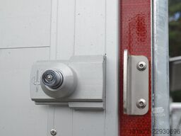 Debon 3500 Kg Kofferanhänger Autoanhänger