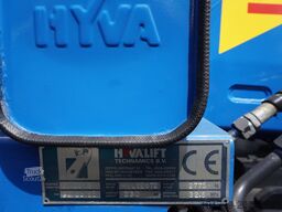 MAN TGS 35.400 8x4 E5 / HYVA HOOK LIFT 32.56