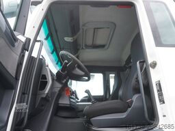 MAN TGS 35.400 8x4 E5 / HYVA HOOK LIFT 32.56