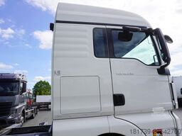 MAN TGX 18.430 / BDF 7.5 m / sleeping cab