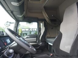 MAN TGX 18.430 / BDF 7.5 m / sleeping cab