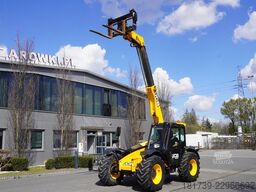 JCB 526-56 AGRI Plus / 5.6 m / joystick