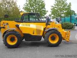 JCB 535-95 / 3.5 T / range 9.5 m / joystick