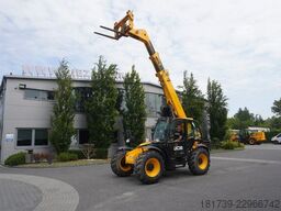 JCB 535-95 / 3.5 T / range 9.5 m / joystick