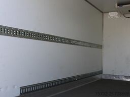 Renault Master CX 300 Tiefkühlkoffer 3-Sitze Türen+LBW