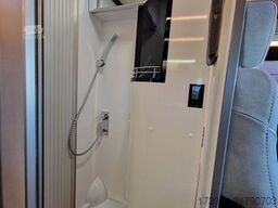 PÖSSL Summit Shine 600L Automat ACC Markise Lithium