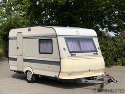 HOBBY 400 / 10 C Wohnwagen mit Vorzelt