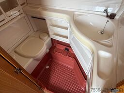 HOBBY 400 / 10 C Wohnwagen mit Vorzelt