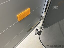 Cheval Liberte Debon C500 Roadster Seitentür Kofferanhänger