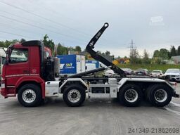 VOLVO FMX-460 8x4 Hiab 26T