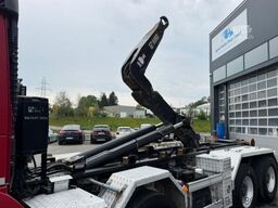 VOLVO FMX-460 8x4 Hiab 26T
