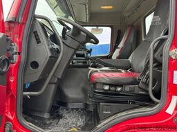VOLVO FMX-460 8x4 Hiab 26T